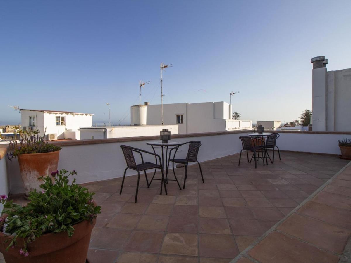 Lightbooking Los Silos Apartment *