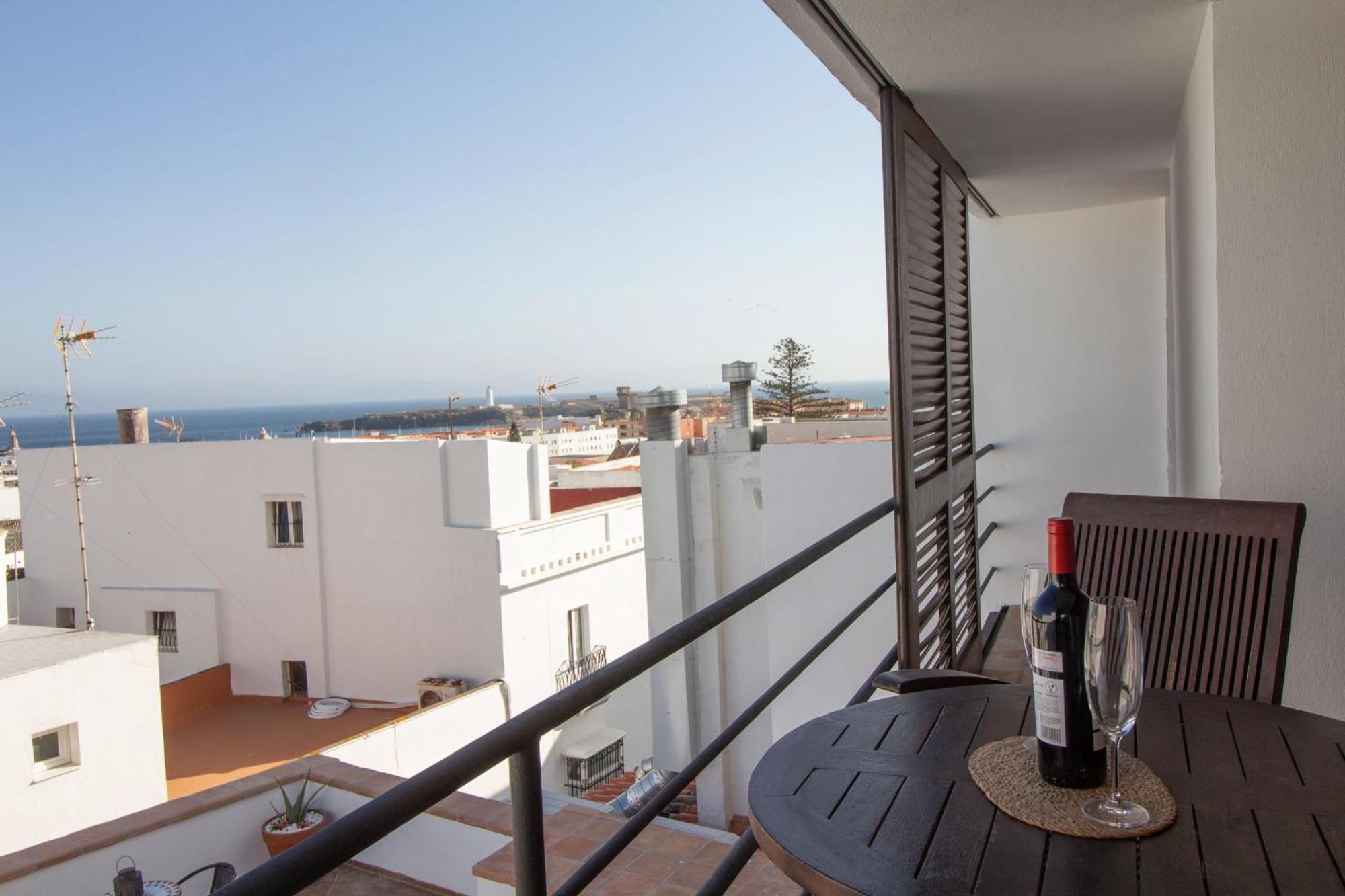 Lightbooking Los Silos Apartment *